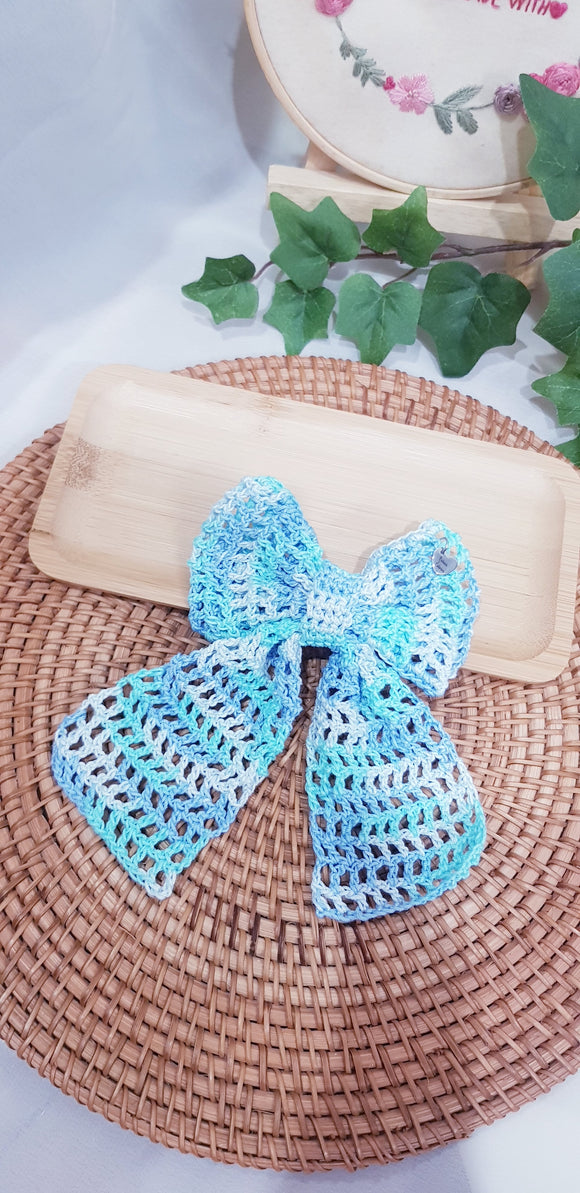 Hair Barrette: Blue Gradient Sailor